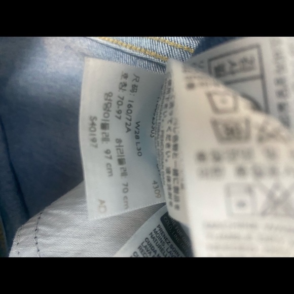 Size 28 Levi’s 711 Skinny Jeans - Picture 5 of 7